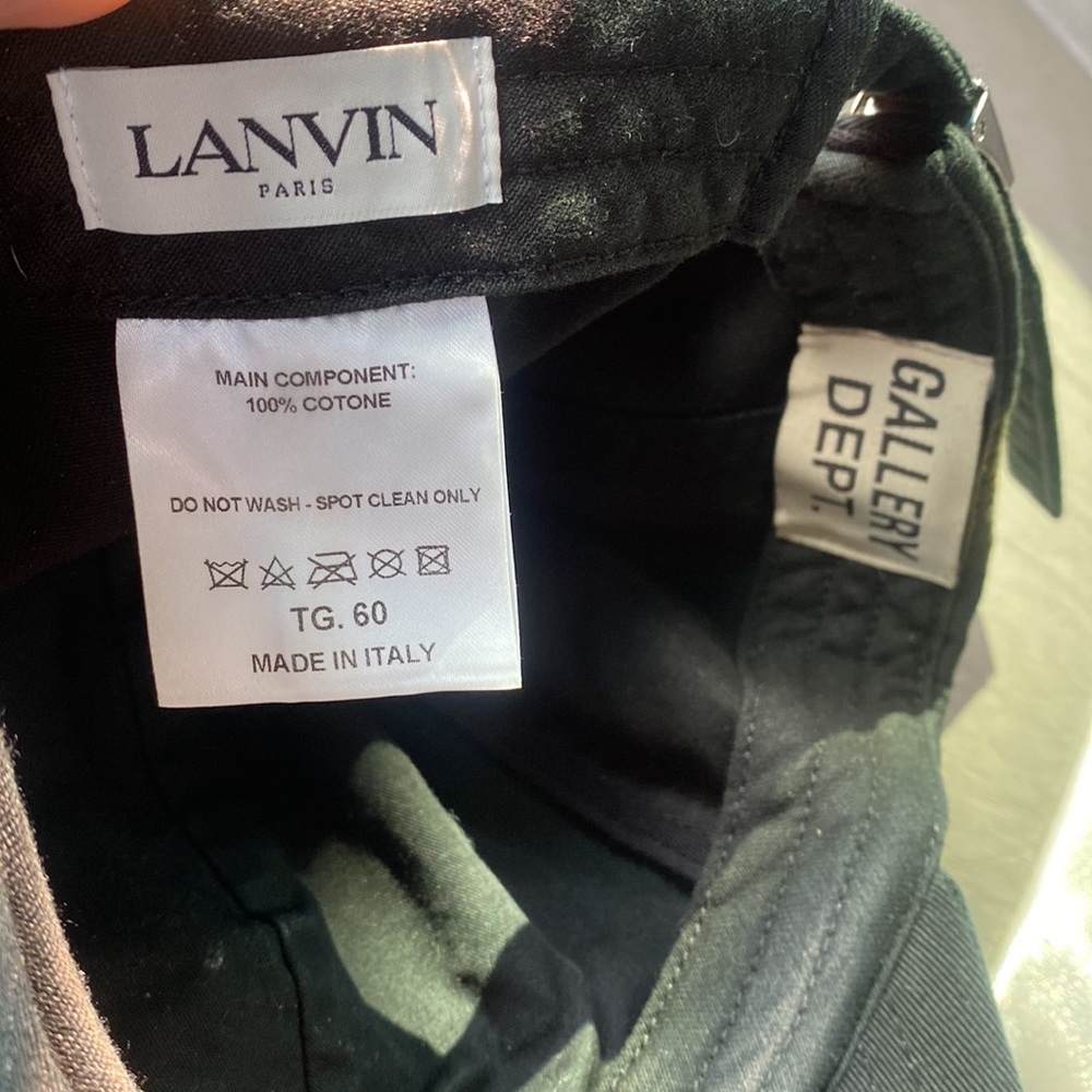 Lavin, Gallery Dept Cap View 3